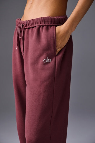 ACCOLADE STRAIGHT LEG SWEATPANT
