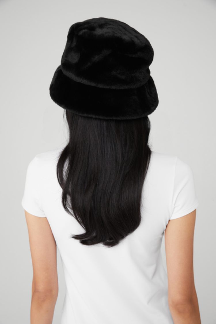 FAUX FUR BUCKET HAT