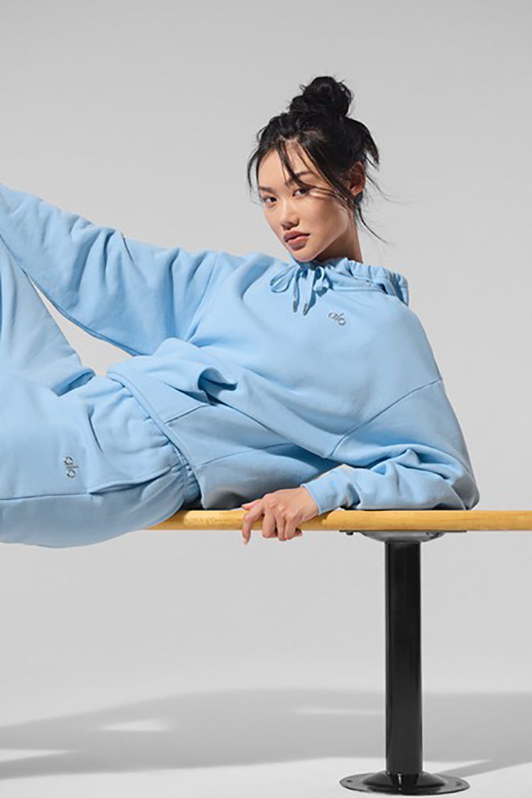 ACCOLADE HOODIE