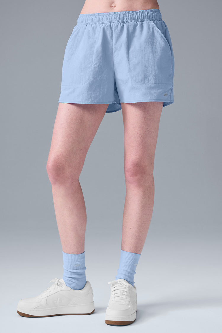 ALUMNI SHORT
