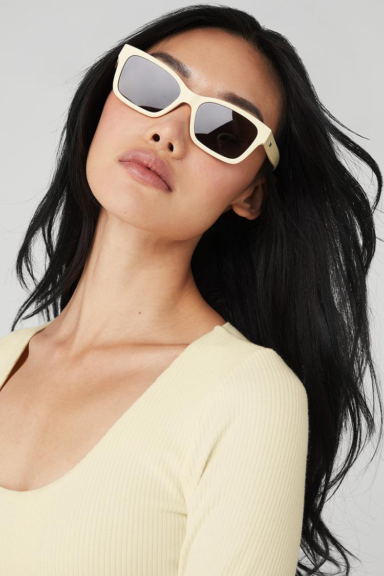 CHILL SUNGLASSES