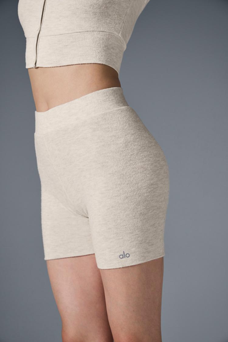 ALOLUX HIGH-WAIST ME TIME SHORT