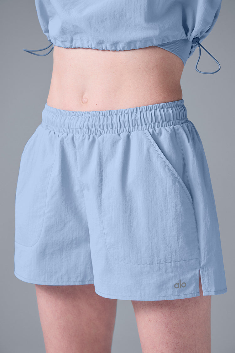 ALUMNI SHORT