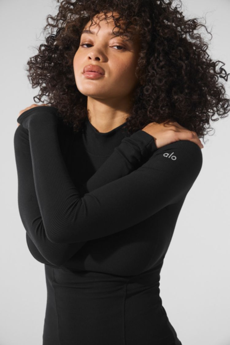RIBBED MESMERIZE MOCK NECK LONG SLEEVE