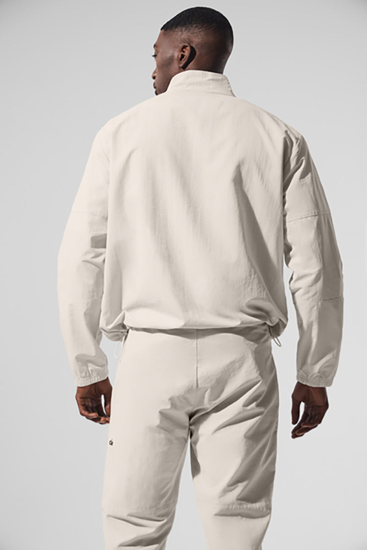 LIGHT WEIGHT TAKEAWAY TRACK PULLOVER