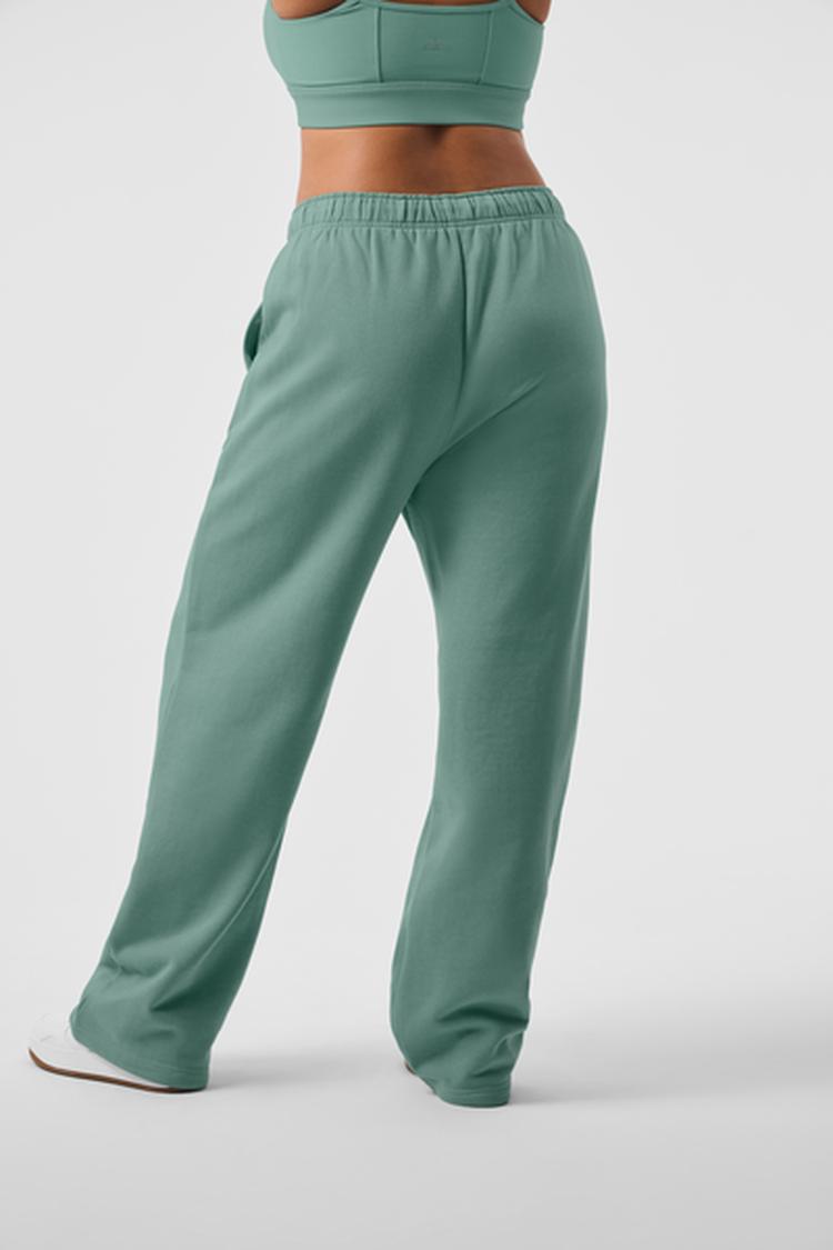 ACCOLADE STRAIGHT LEG SWEATPANT