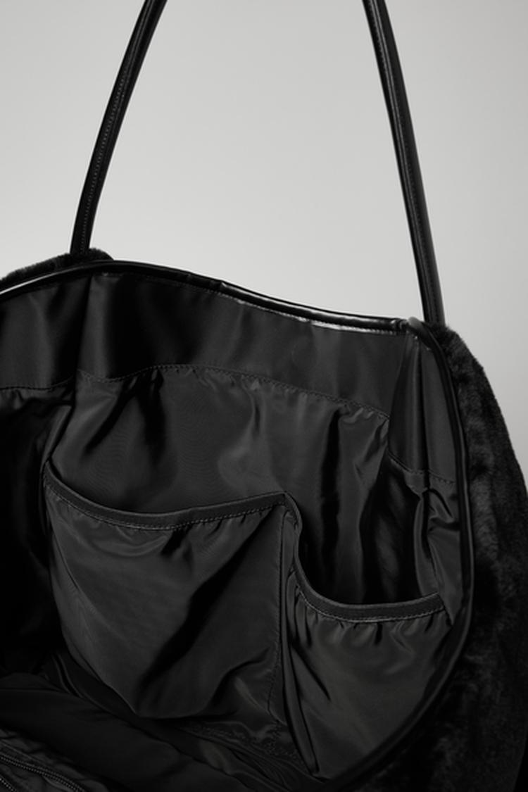 FAUX FUR TOTE BAG
