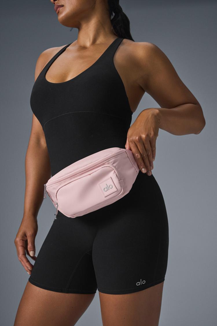 EXPLORER FANNY PACK