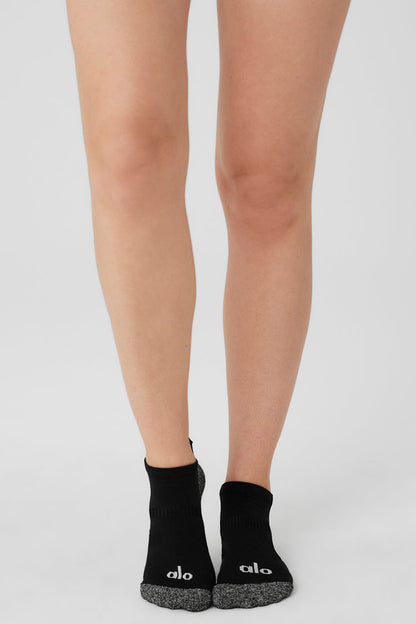 WOMEN'S PERFORMANCE TAB SOCK