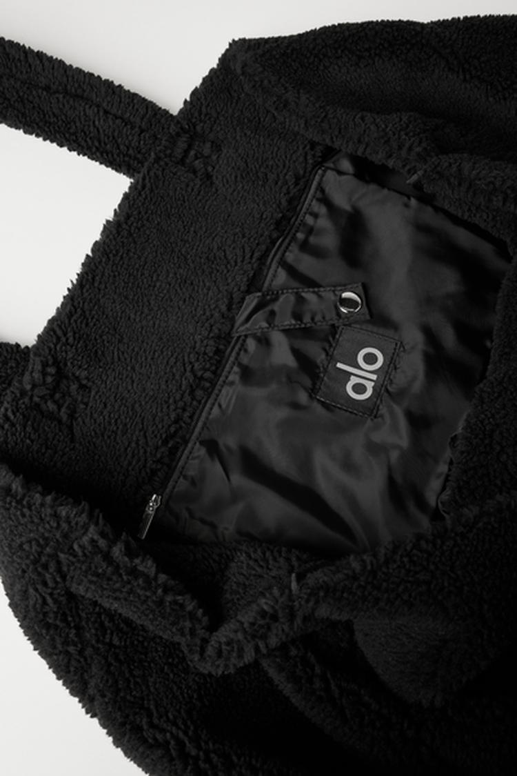 FOXY SHERPA TOTE