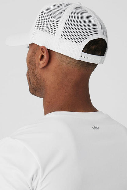 DISTRICT TRUCKER HAT