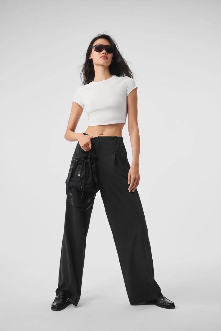 ALOSOFT CROP FINESSE SHORT SLEEVE