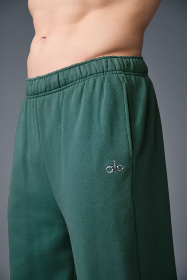 ACCOLADE STRAIGHT LEG SWEATPANT