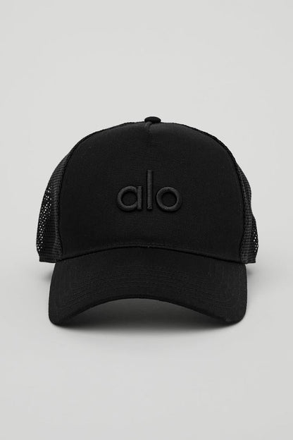 DISTRICT TRUCKER HAT