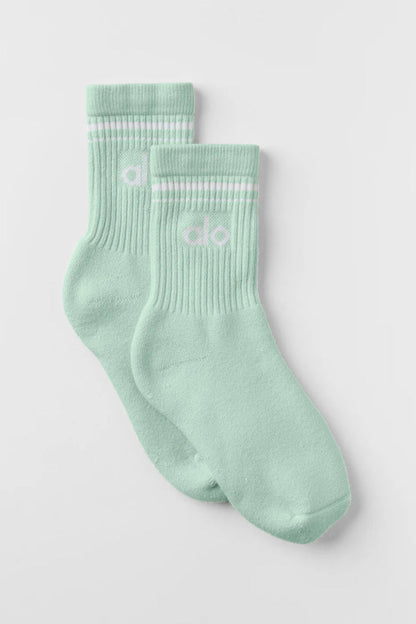 UNISEX HALF-CREW THROWBACK SOCK