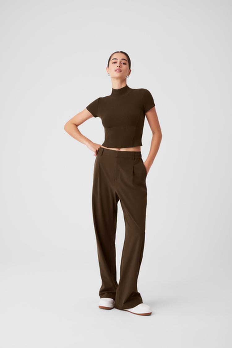 WELLNESS RIB MOCK NECK POLISHED SHORT SLEEVE