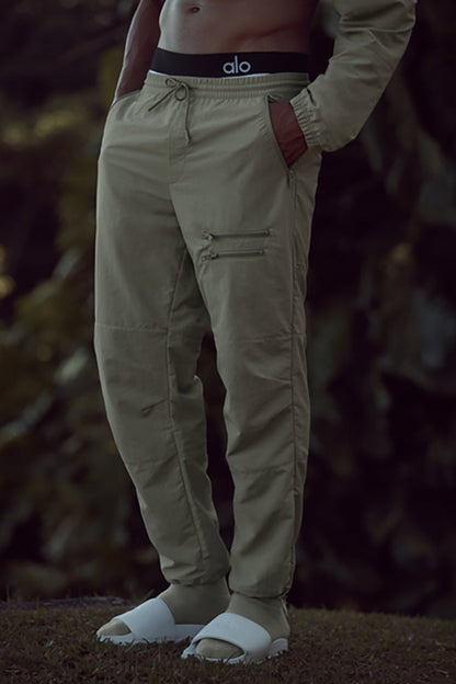 TAKEAWAY TRACK PANT