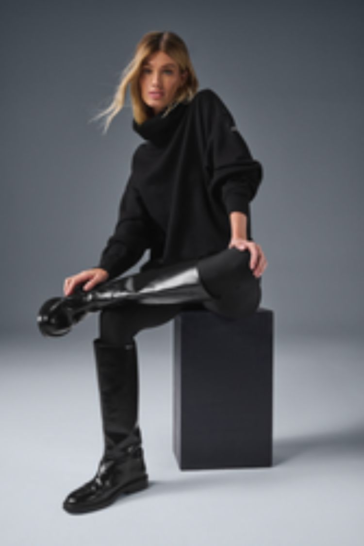 HAZY MOCK NECK PULLOVER