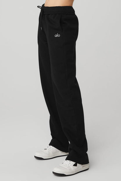 ACCOLADE STRAIGHT LEG SWEATPANT