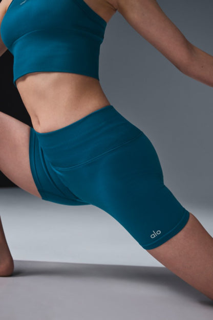 SEAMLESS RIBBED FAVORITE SHORT