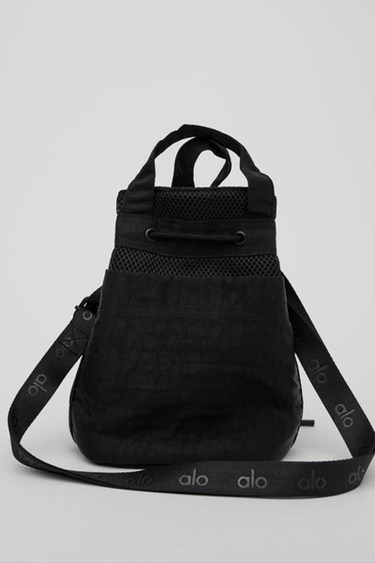 UTILITY CROSS BODY BUCKET BAG