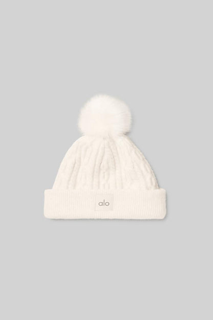 CABLE KNIT BEANIE