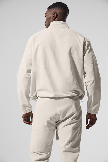 LIGHT WEIGHT TAKEAWAY TRACK PULLOVER