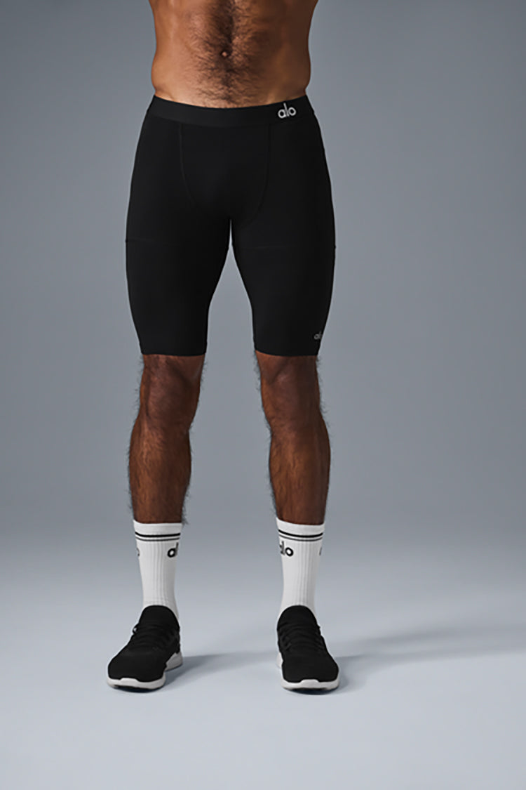 9'' FLIGHT COMPRESSION SHORT