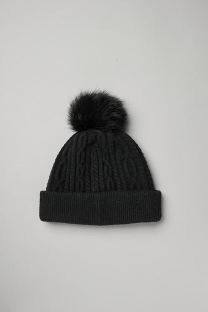 CABLE KNIT BEANIE