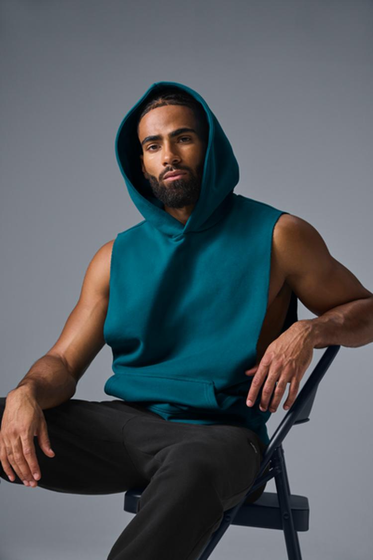 RENOWN SLEEVELESS HOODIE