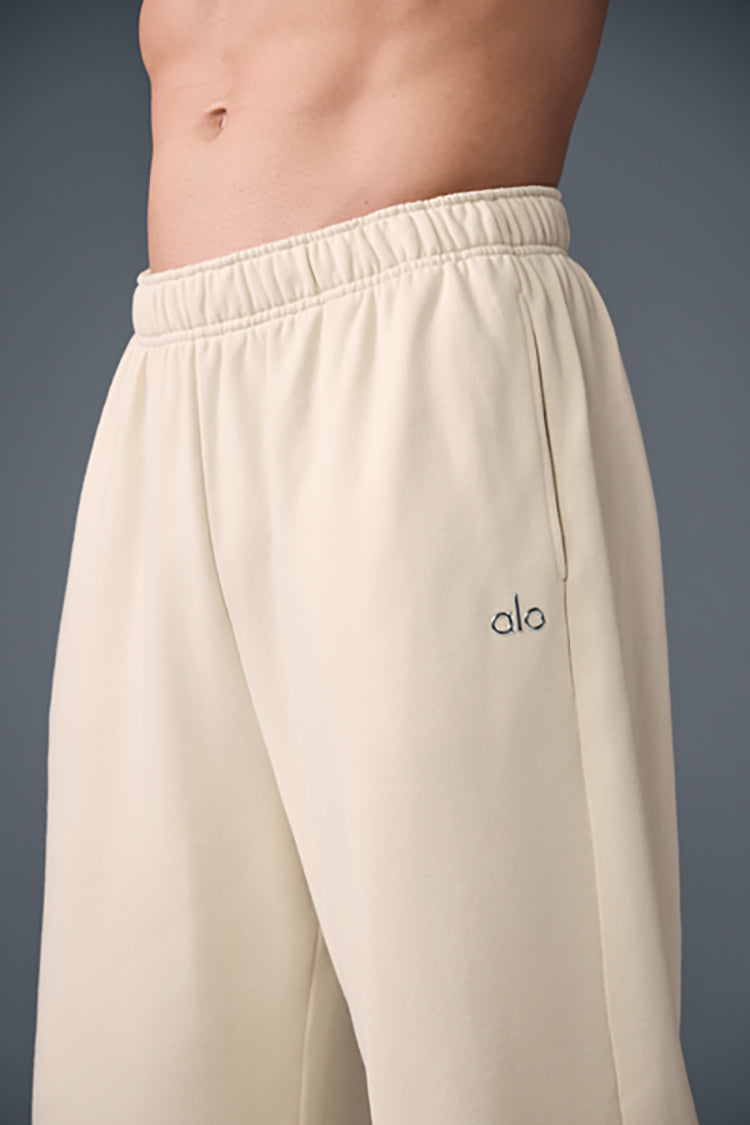 ACCOLADE STRAIGHT LEG SWEATPANT
